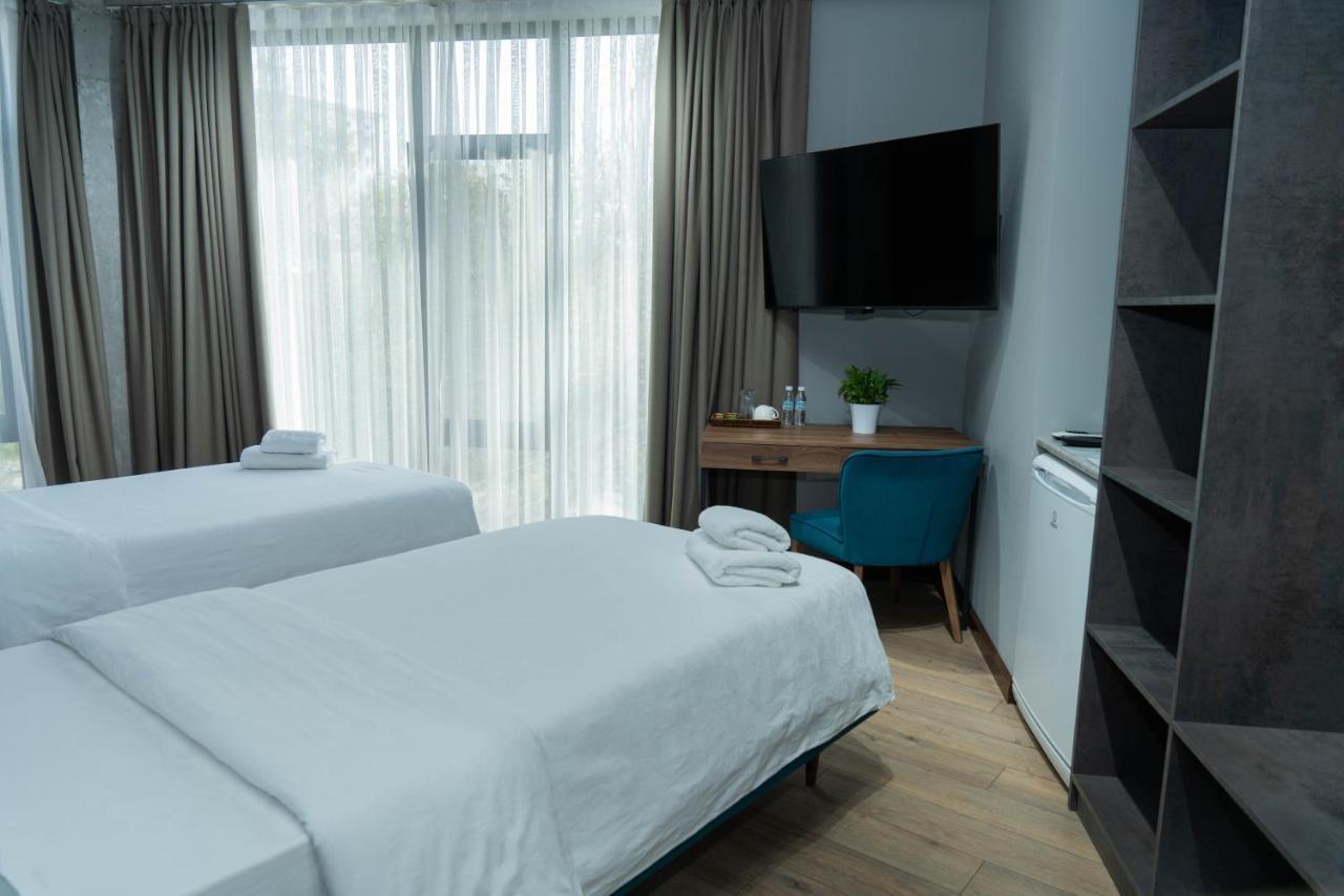 Gastello Hotel ビシュケク エクステリア 写真