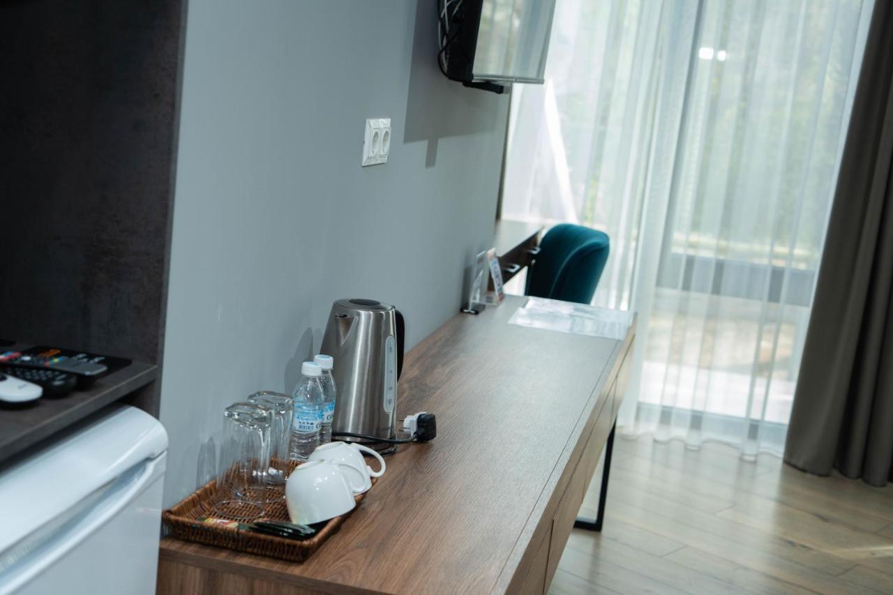 Gastello Hotel ビシュケク エクステリア 写真