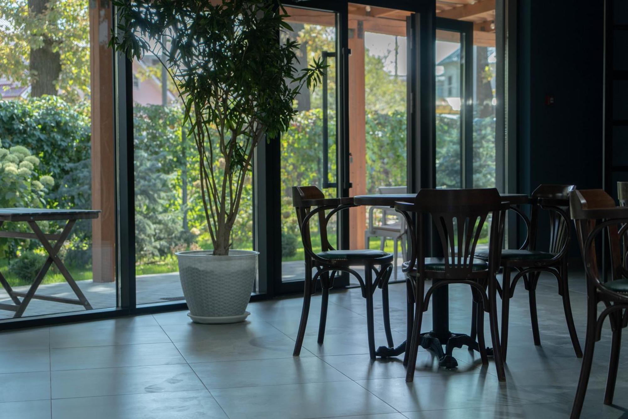 Gastello Hotel ビシュケク エクステリア 写真