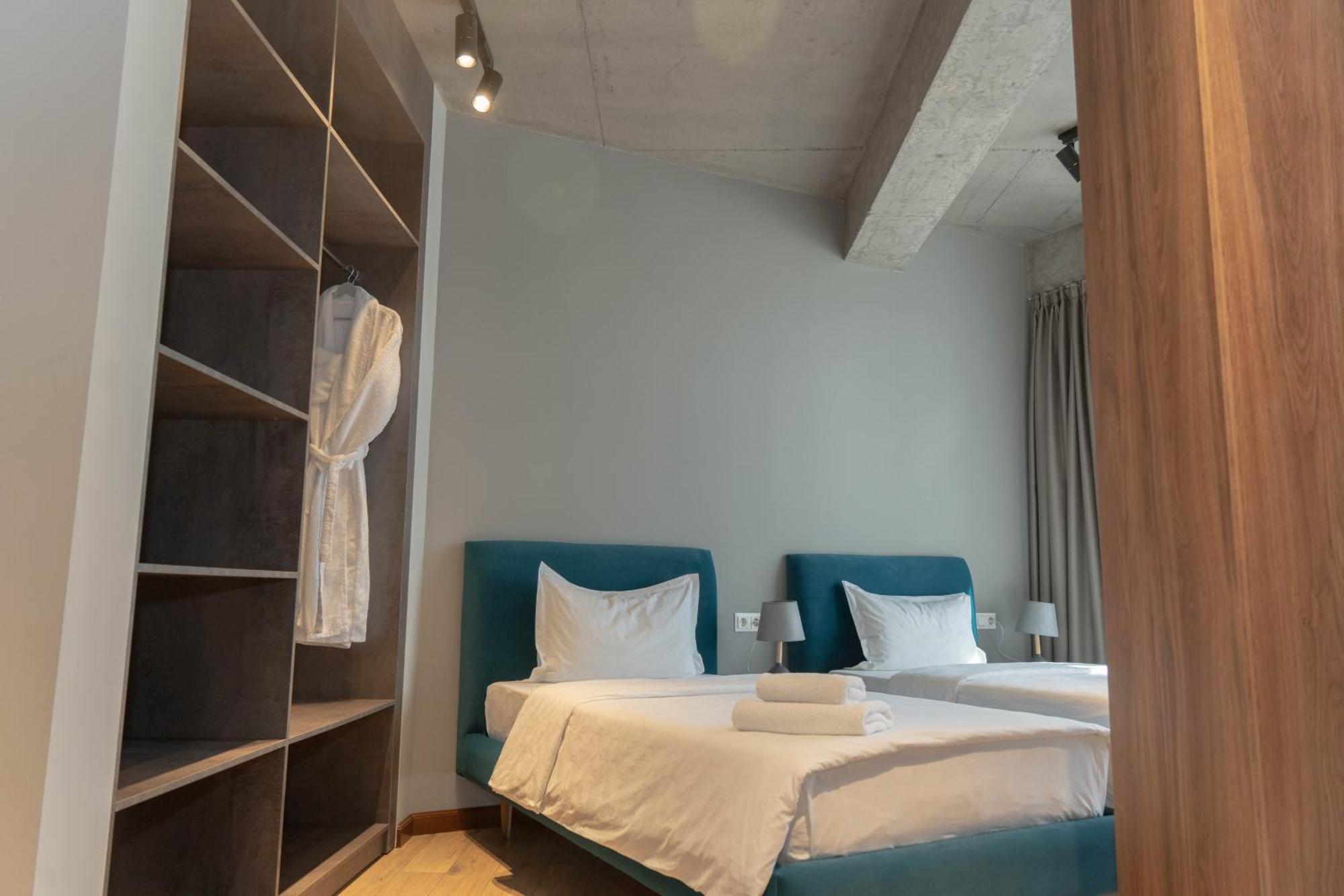 Gastello Hotel ビシュケク エクステリア 写真